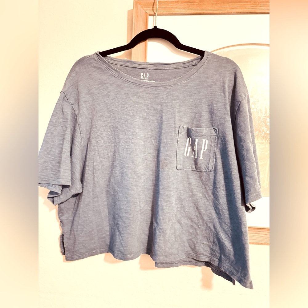 GUC-GAP-Size L-Oversized-Crop-Sleep/Beach Shirt.